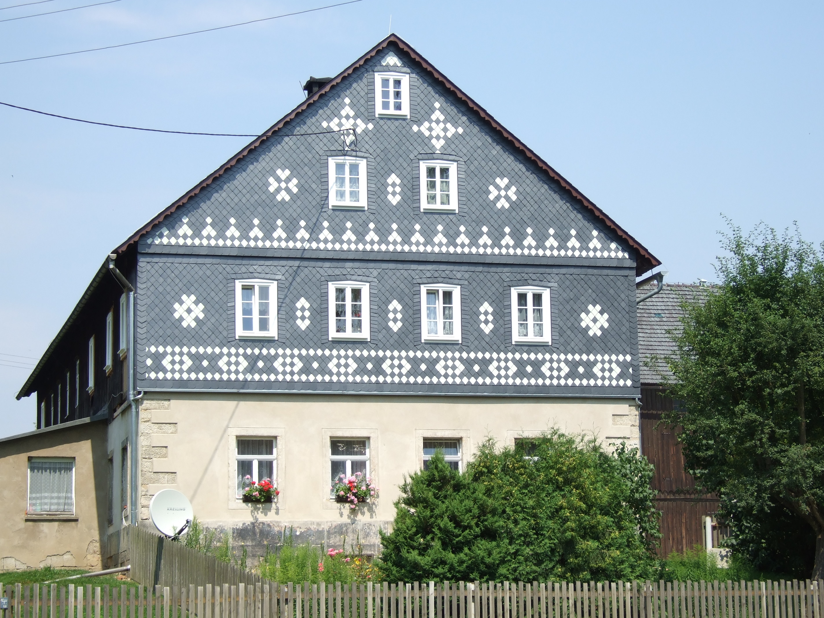 Schiefergiebel in Ehrenberg